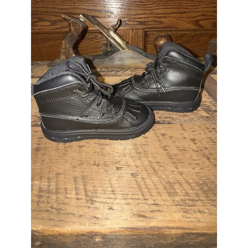NIKE Toddler WOODSIDE II HIGH 'BLACK' 524874-001 SIZE 6C‎
